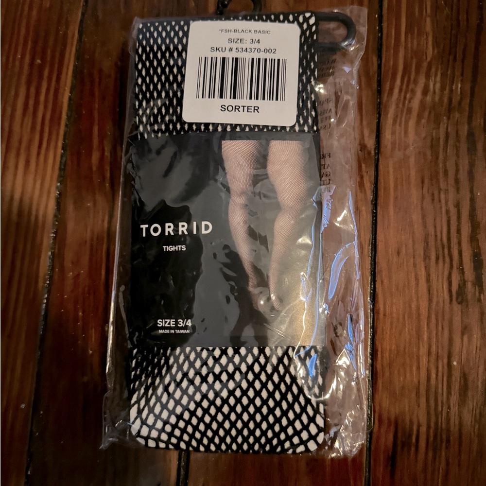 Torrid Fishnet Tights in Black, Size 3/4